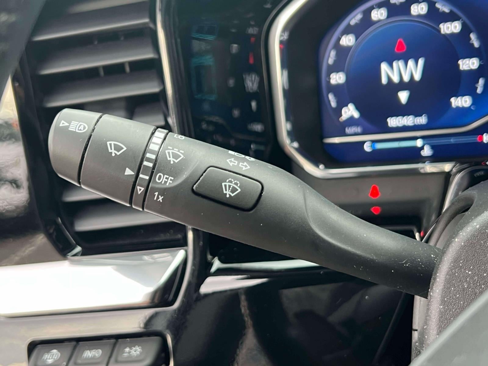 2023 Chevrolet Silverado 1500 4WD Crew Cab Short Bed LTZ