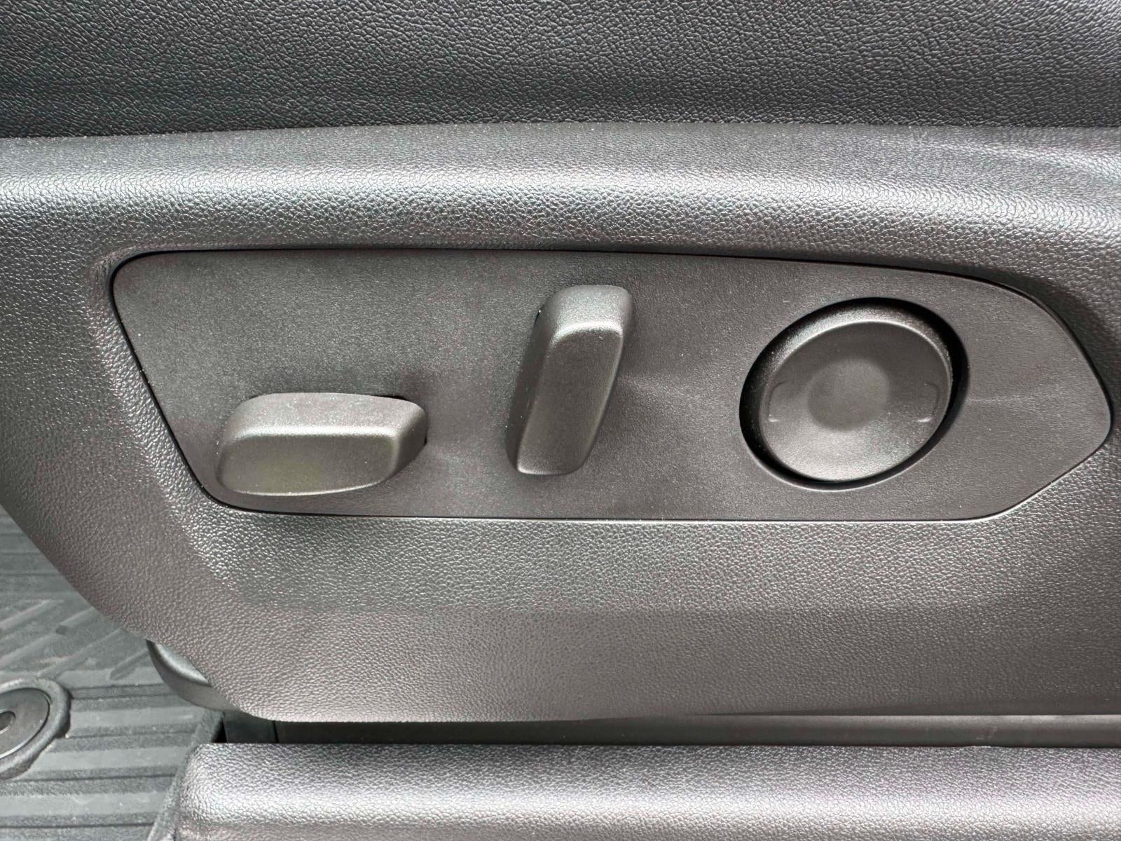 2024 Chevrolet Silverado 1500 4WD Crew Cab Short Bed LTZ