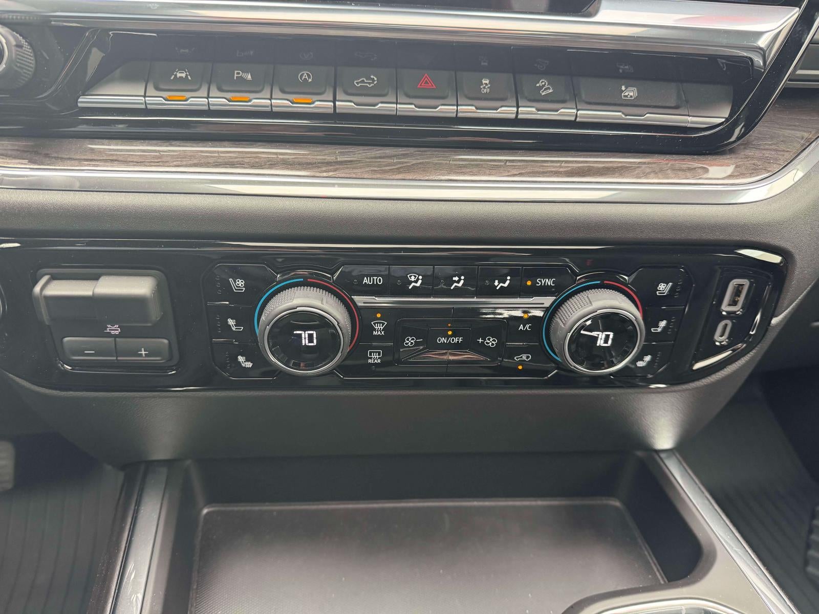 2024 Chevrolet Silverado 1500 4WD Crew Cab Short Bed LTZ