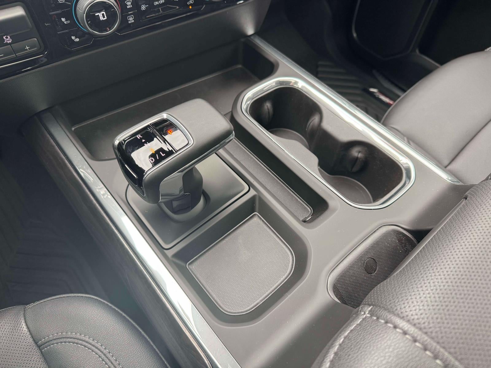 2024 Chevrolet Silverado 1500 4WD Crew Cab Short Bed LTZ