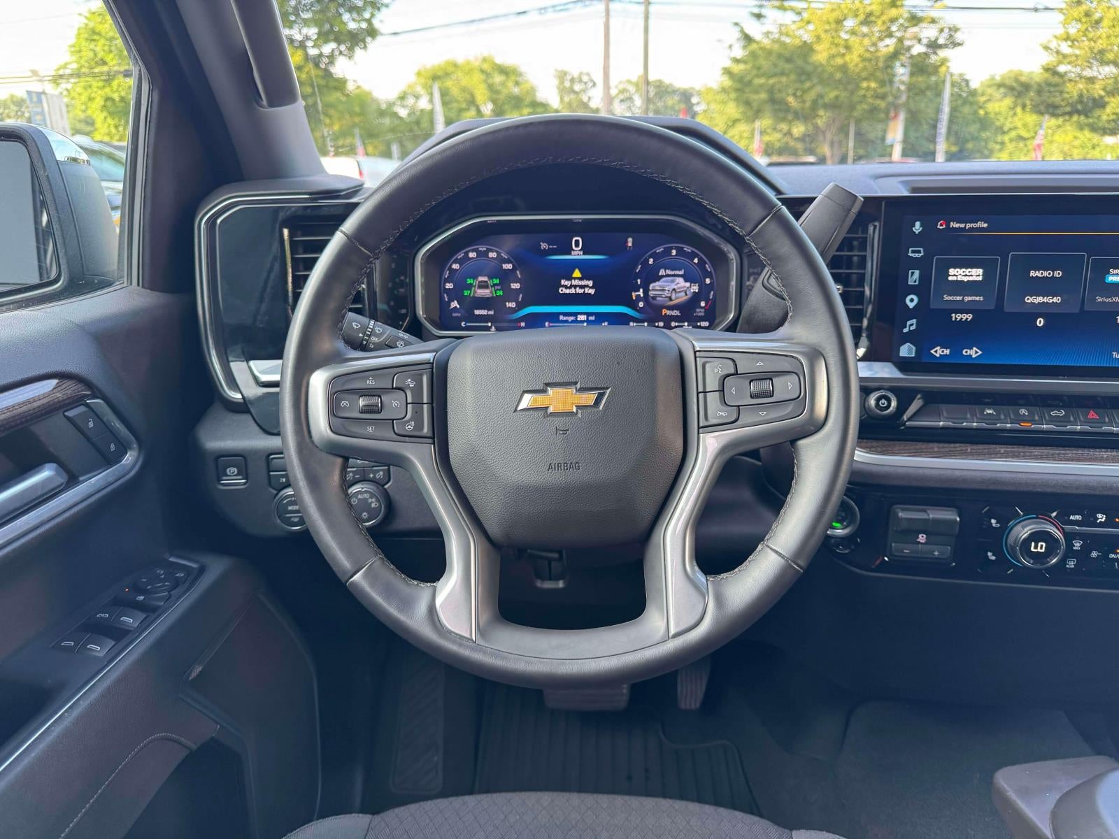 2026 Chevrolet Silverado 1500 4WD Crew Cab Standard Bed LT