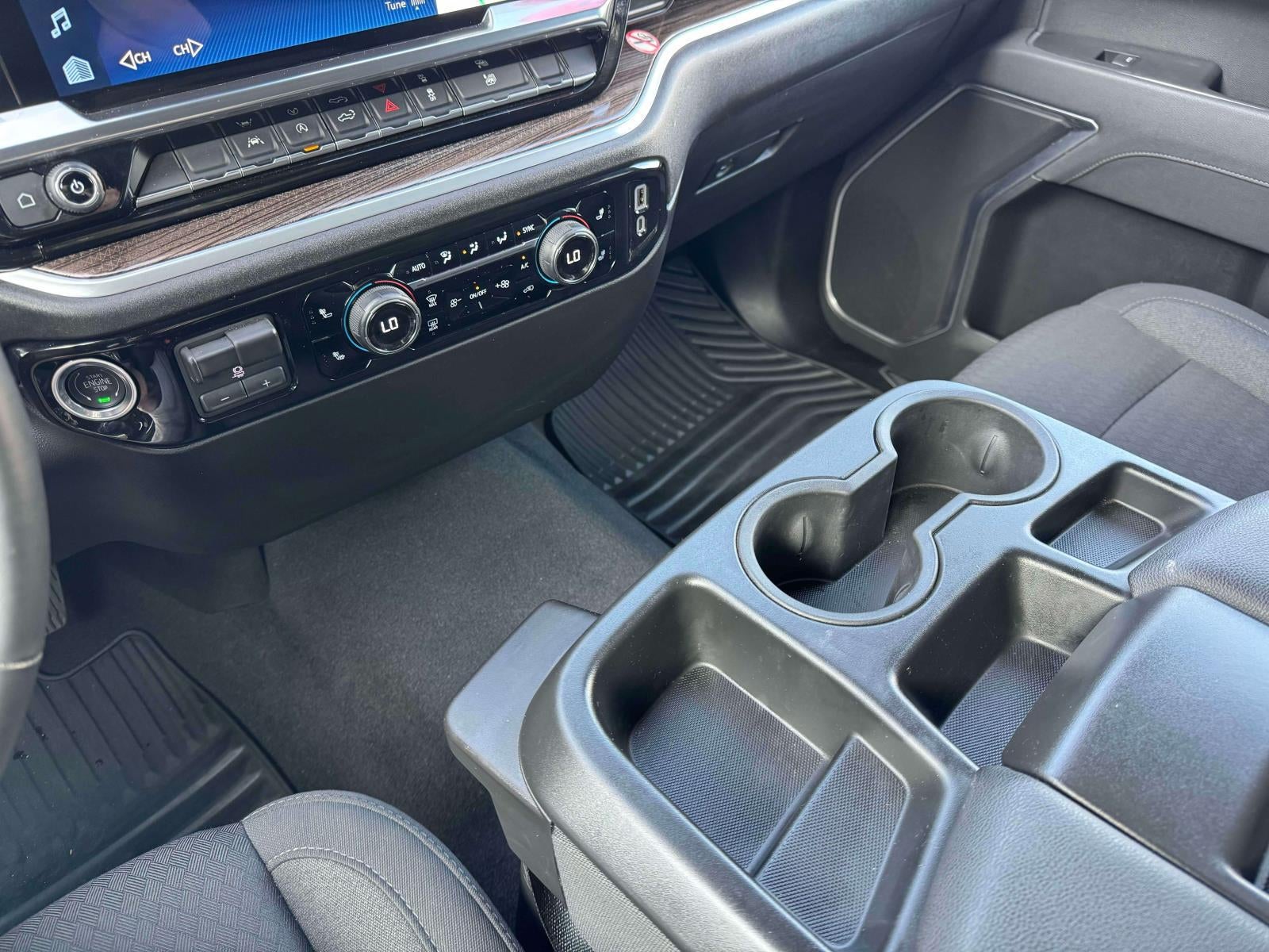 2026 Chevrolet Silverado 1500 4WD Crew Cab Standard Bed LT