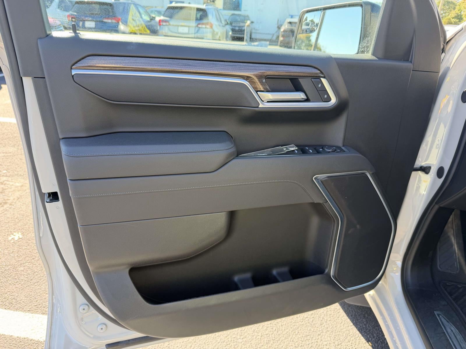 2026 Chevrolet Silverado 1500 4WD Crew Cab Short Bed RST