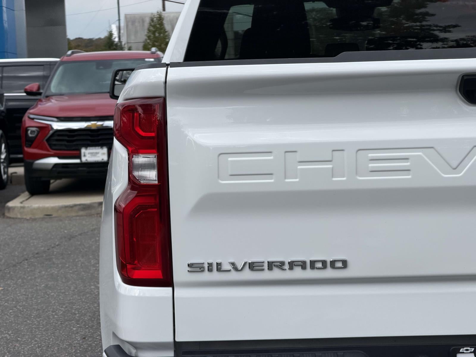 2026 Chevrolet Silverado 1500 4WD Crew Cab Short Bed RST