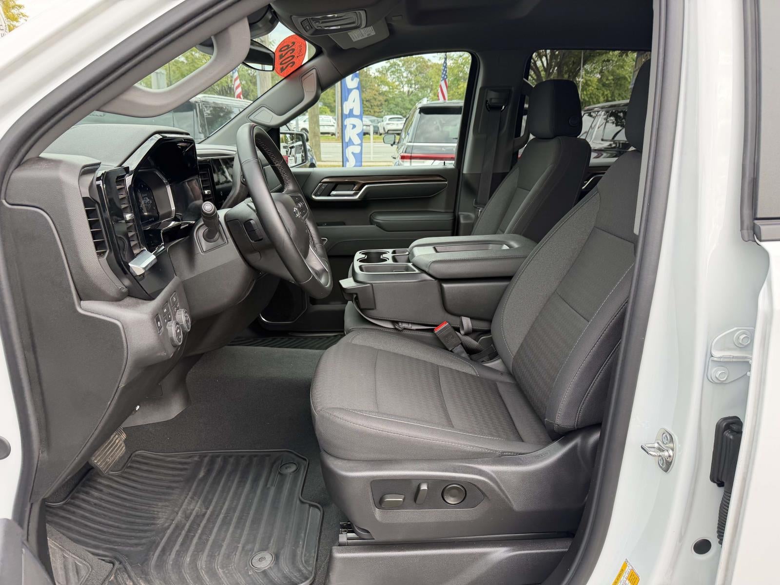 2026 Chevrolet Silverado 1500 4WD Crew Cab Short Bed RST