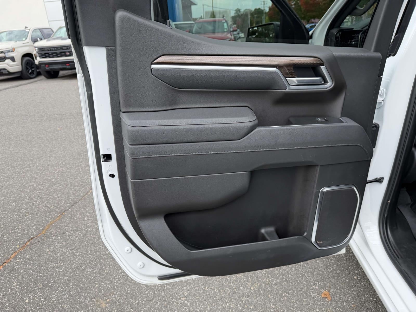 2026 Chevrolet Silverado 1500 4WD Crew Cab Short Bed RST