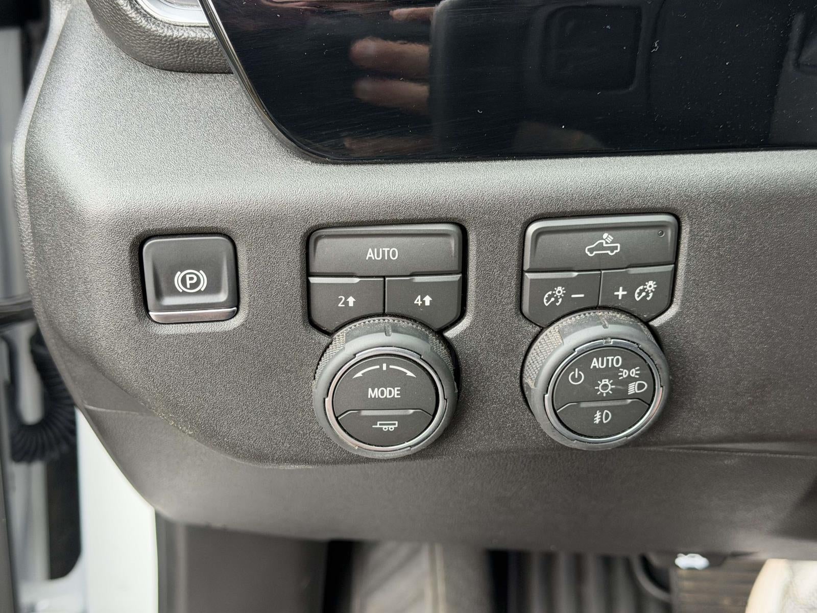 2026 Chevrolet Silverado 1500 4WD Crew Cab Short Bed RST