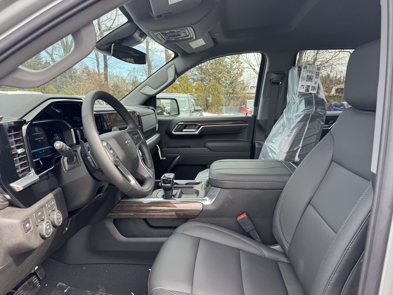 2026 Chevrolet Silverado 1500 4WD Crew Cab Short Bed RST