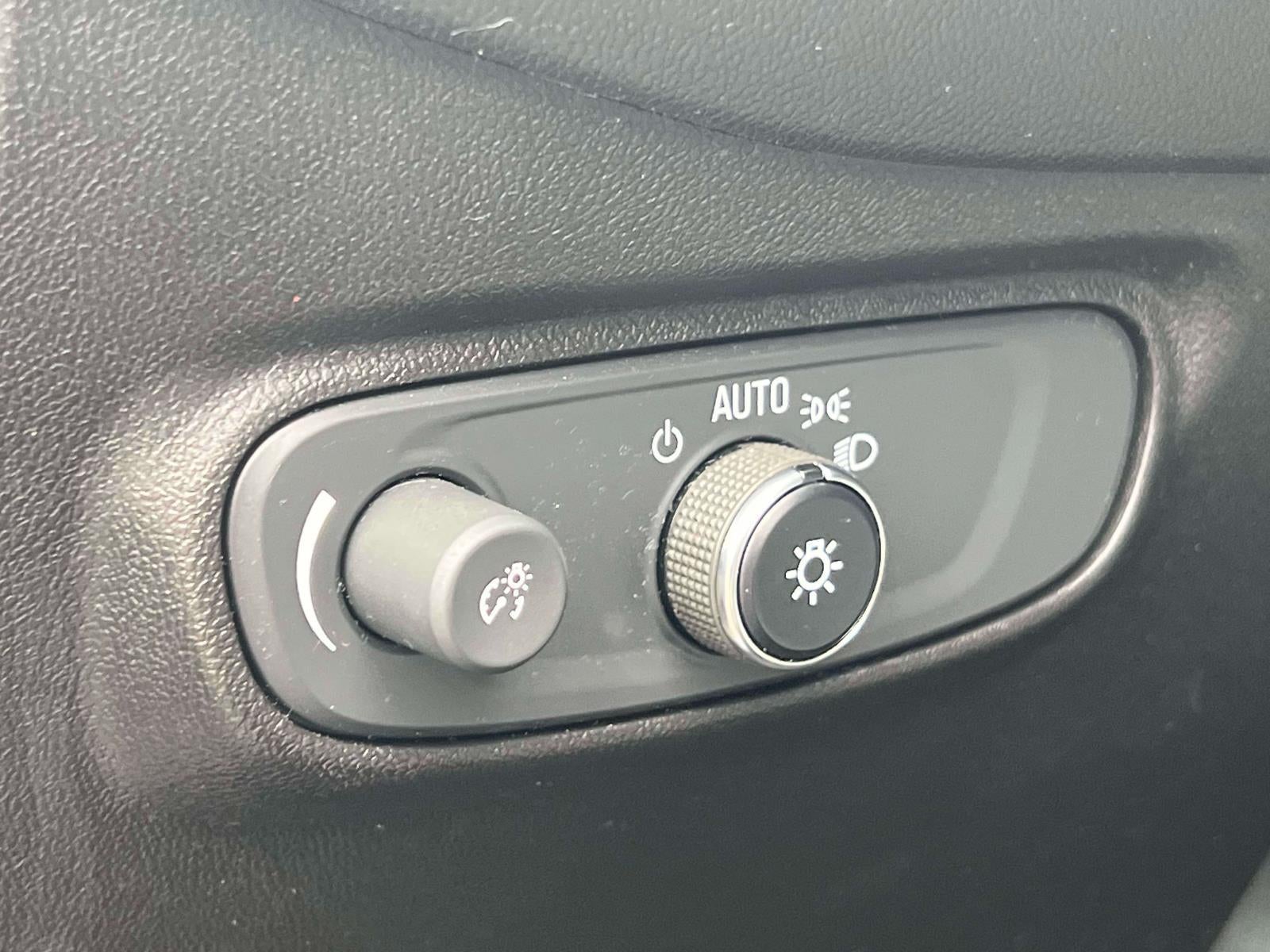 2020 Chevrolet Equinox FWD LS