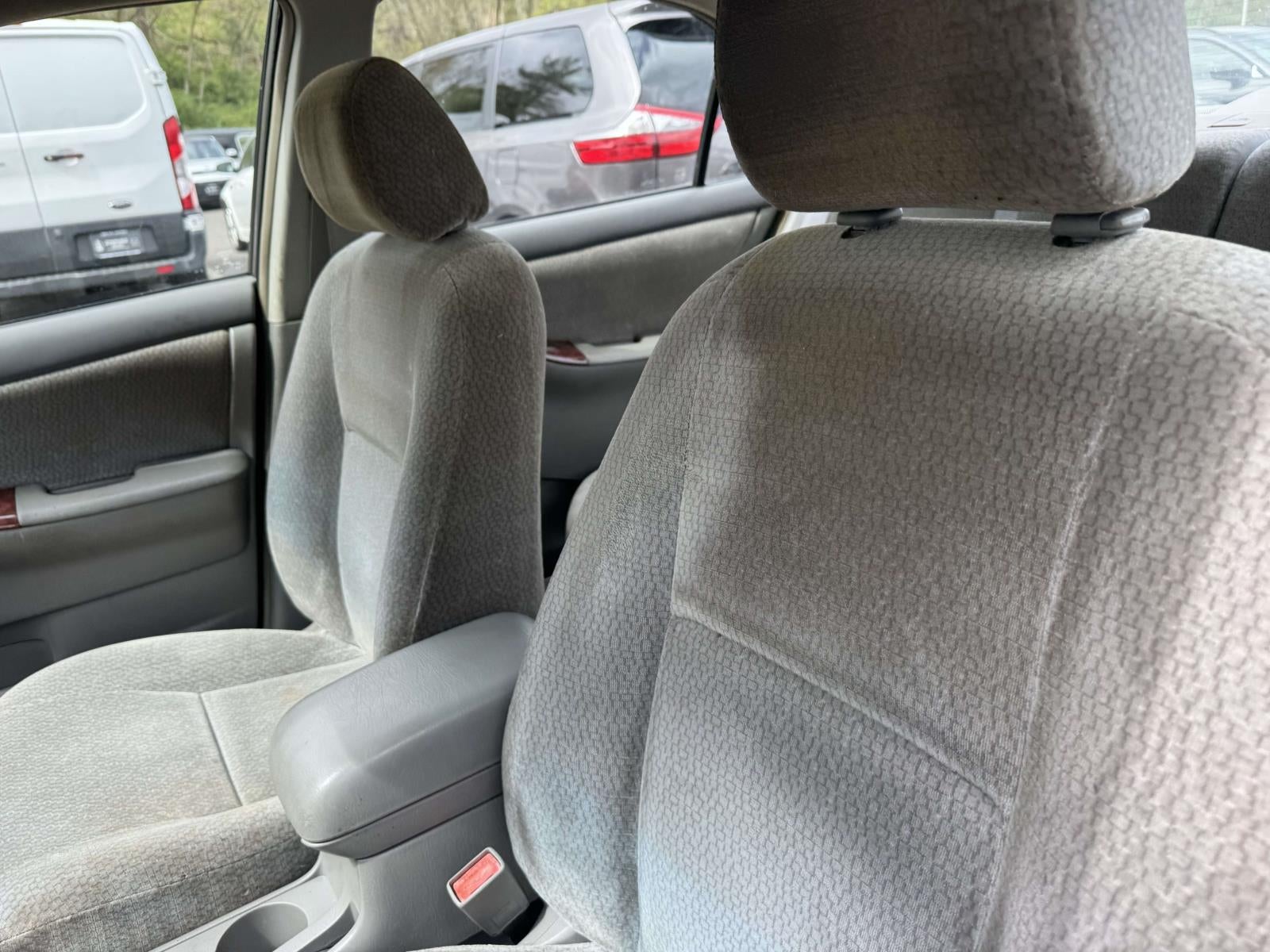 2003 Toyota Corolla LE