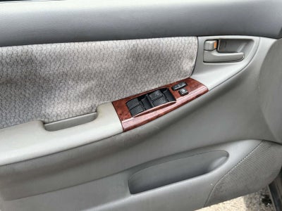2003 Toyota Corolla LE