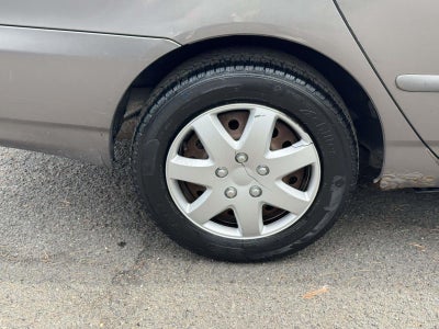 2003 Toyota Corolla LE