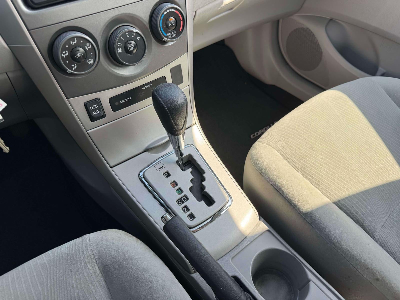 2012 Toyota Corolla LE