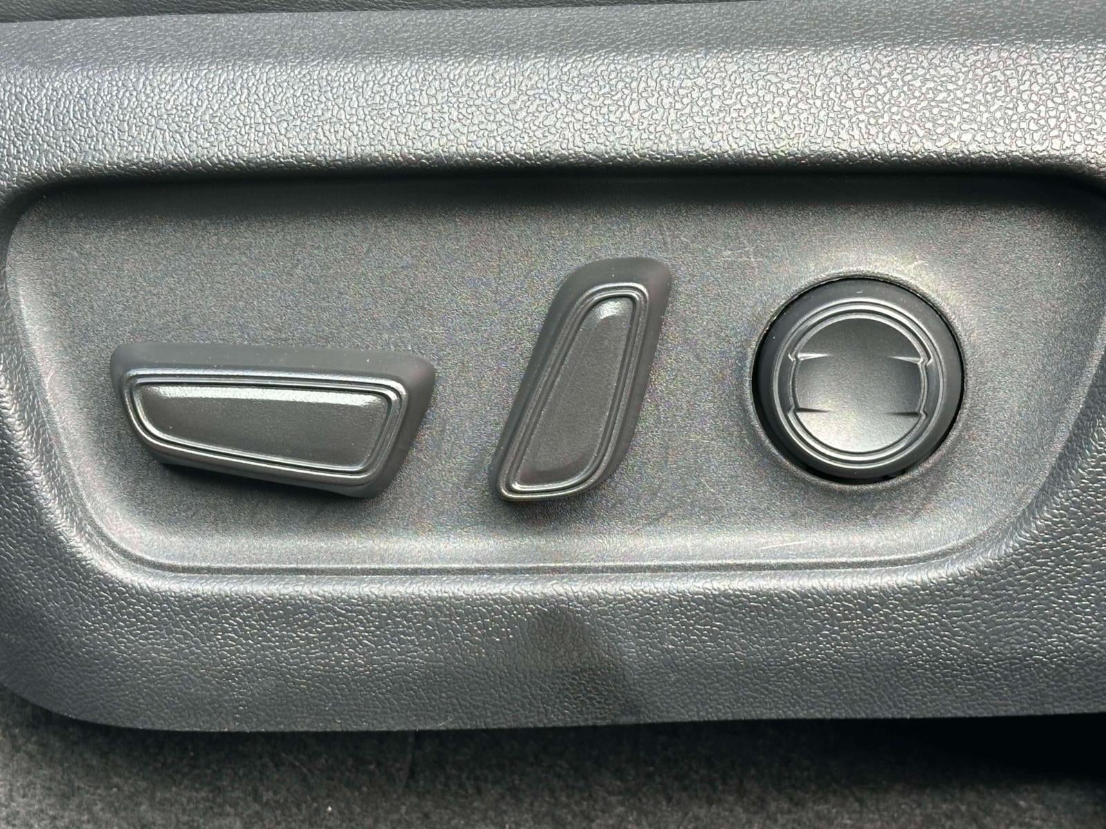 2026 Toyota RAV4 XLE