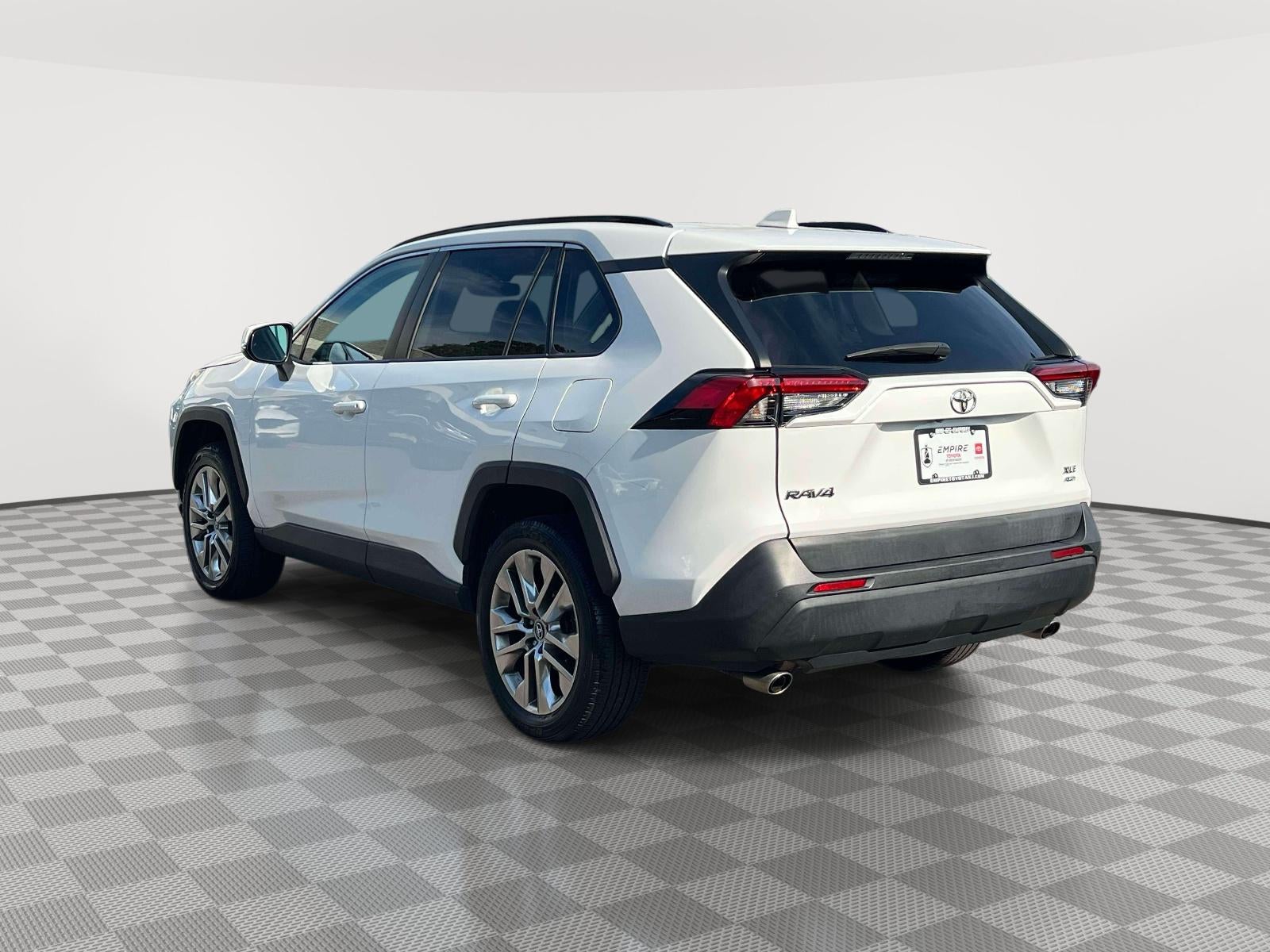 2019 Toyota RAV4 XLE Premium