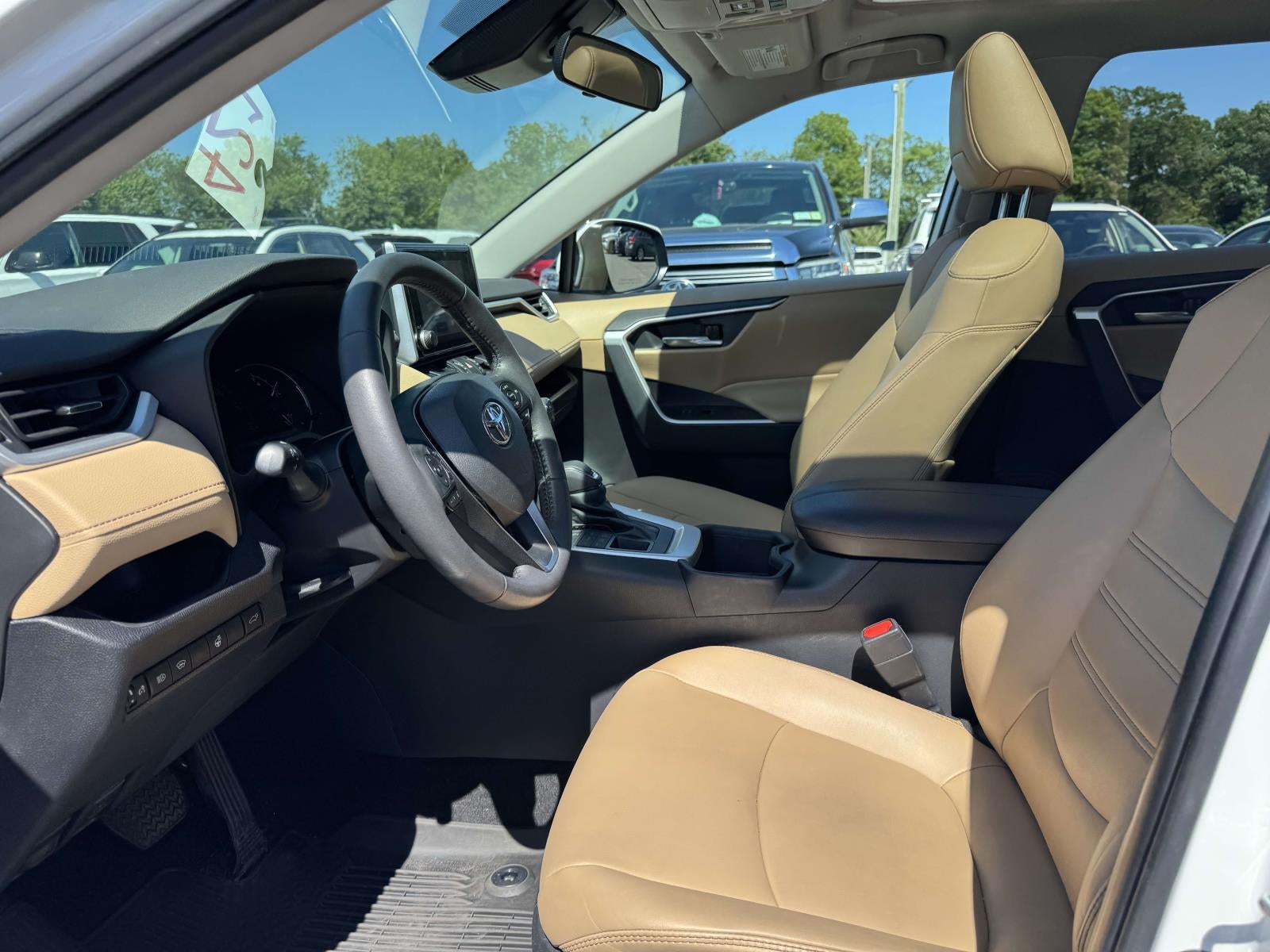 2023 Toyota RAV4 XLE Premium