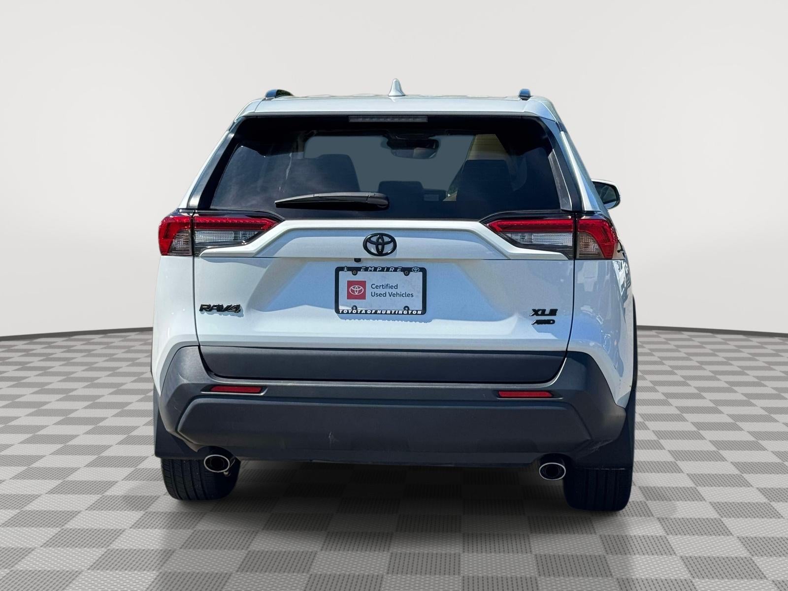 2023 Toyota RAV4 XLE Premium