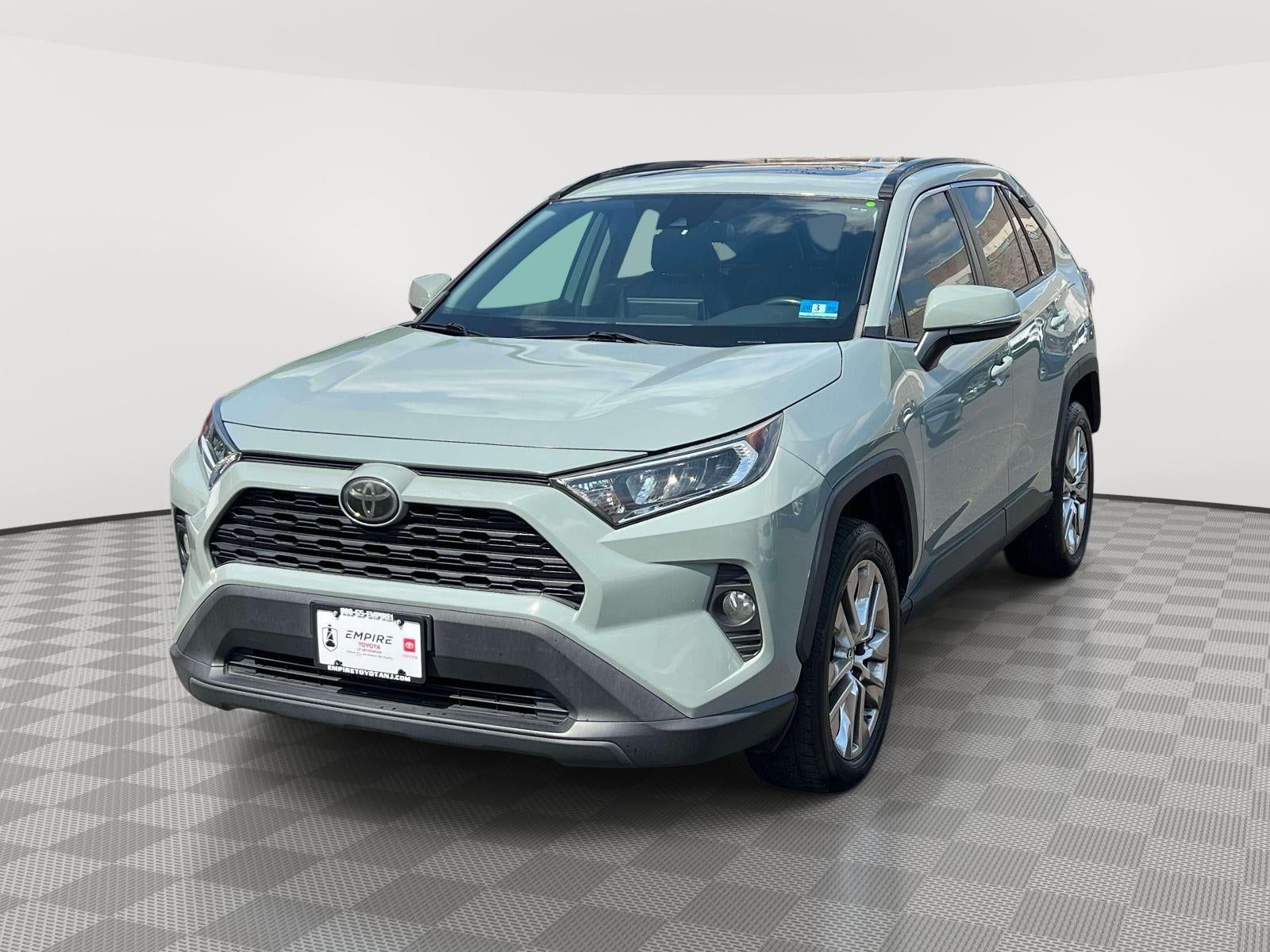 2019 Toyota RAV4 XLE Premium