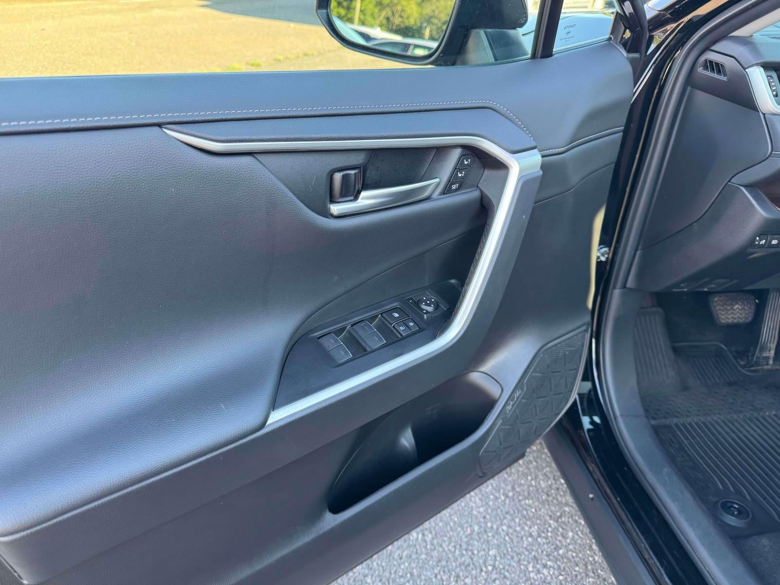 2023 Toyota RAV4 Hybrid Limited