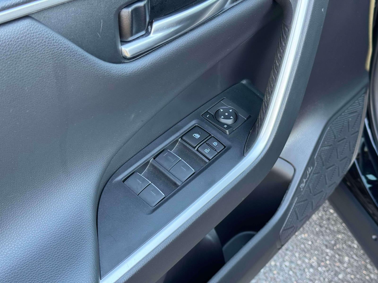 2023 Toyota RAV4 Hybrid Limited