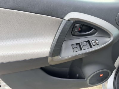 2011 Toyota RAV4 Limited