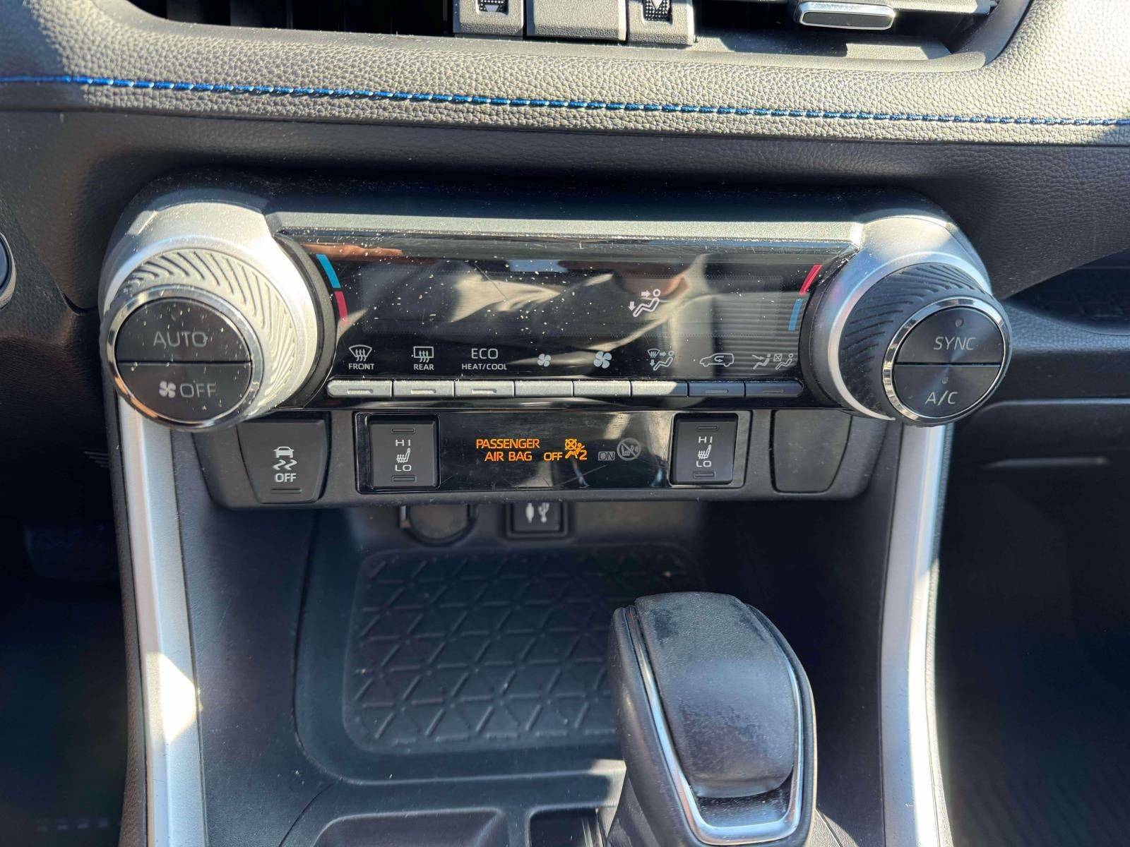 2019 Toyota RAV4 Hybrid XSE