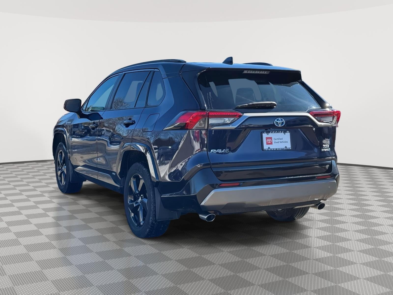 2019 Toyota RAV4 Hybrid XSE