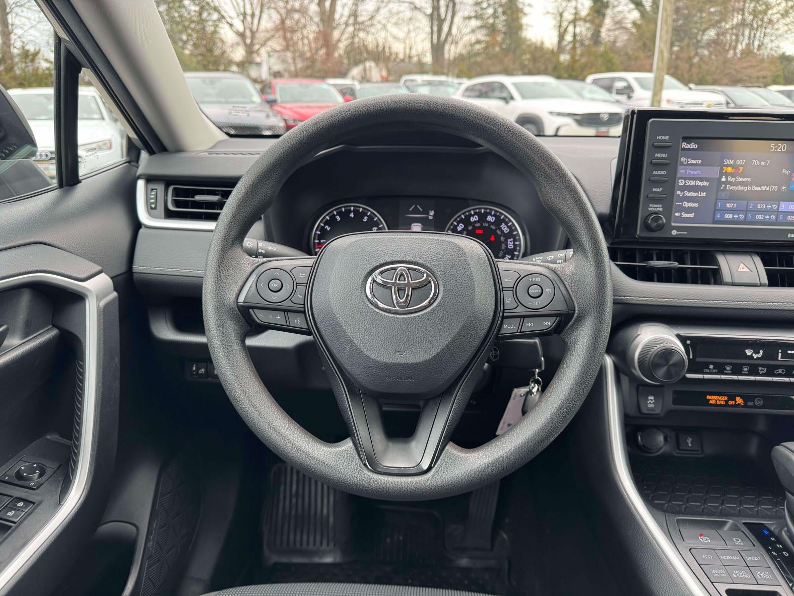 2020 Toyota RAV4 LE