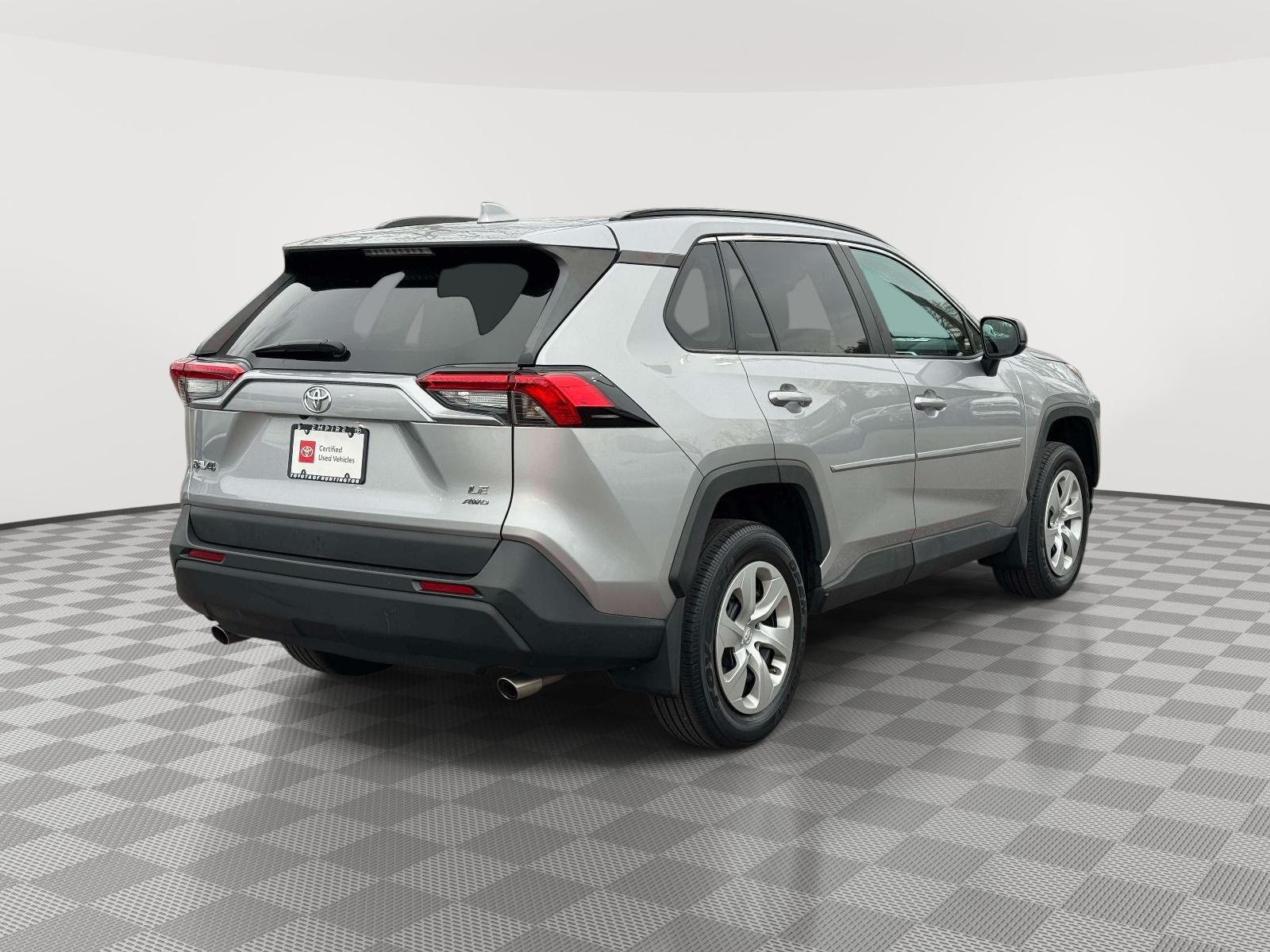 2020 Toyota RAV4 LE