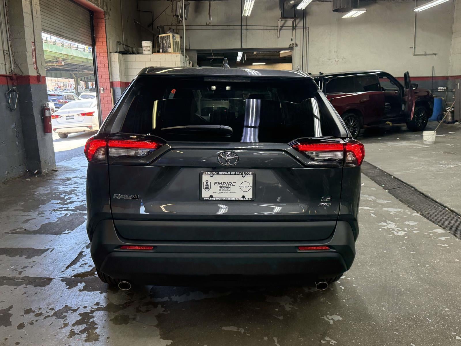 2025 Toyota RAV4 LE