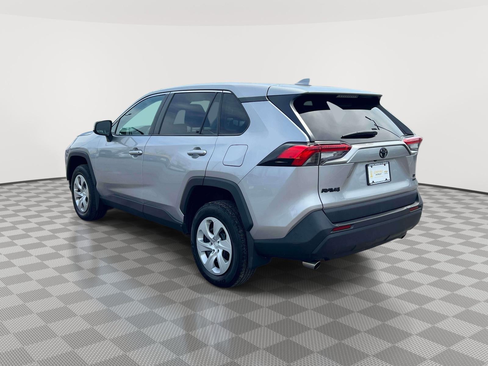 2023 Toyota RAV4 LE