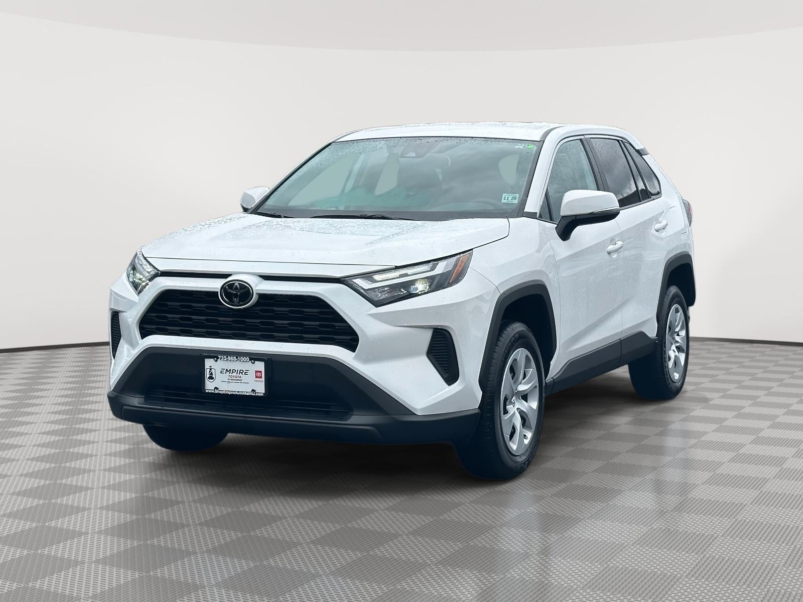 2024 Toyota RAV4 LE