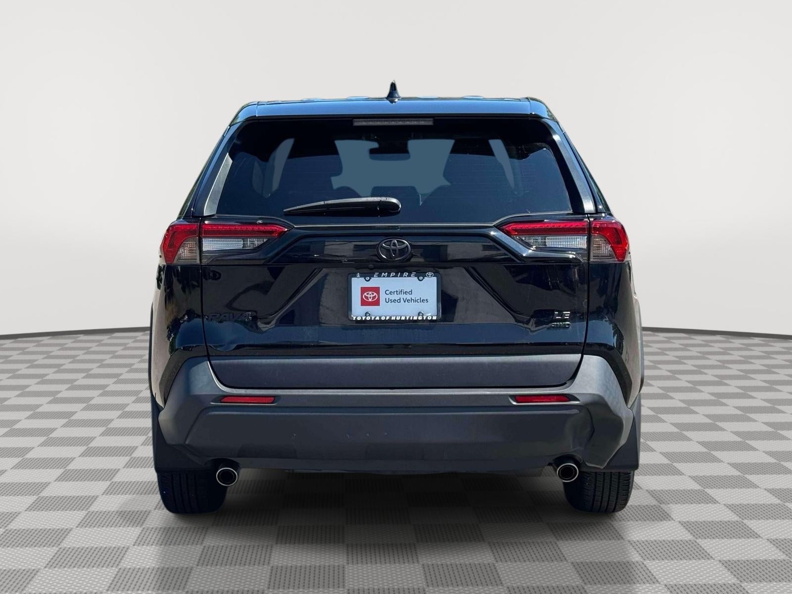 2023 Toyota RAV4 LE