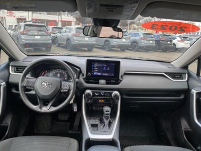 2023 Toyota RAV4 LE
