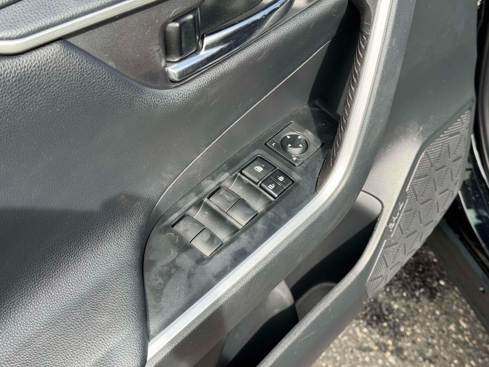 2019 Toyota RAV4 Adventure