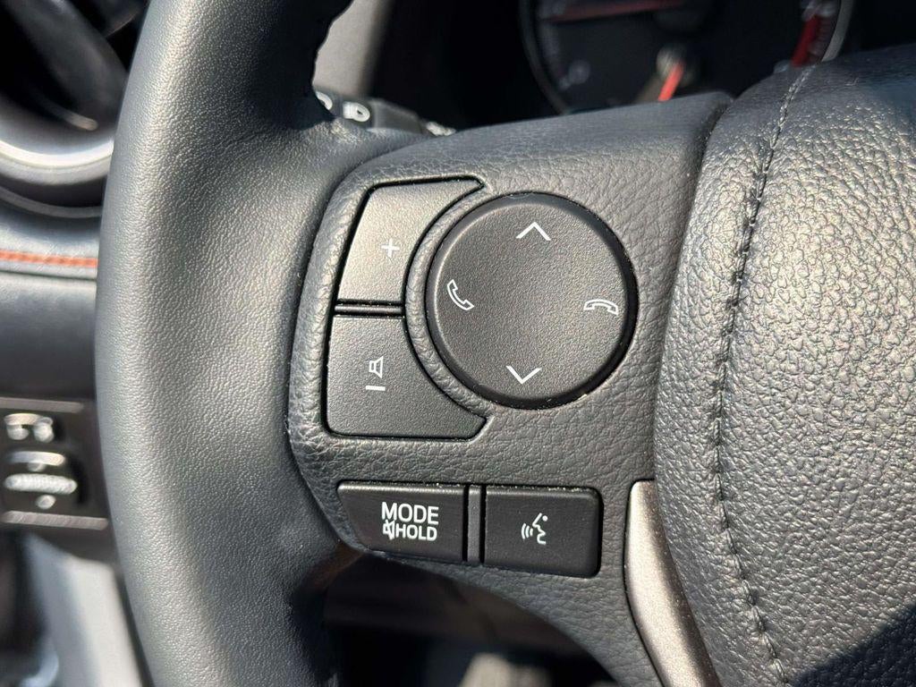 2018 Toyota RAV4 SE