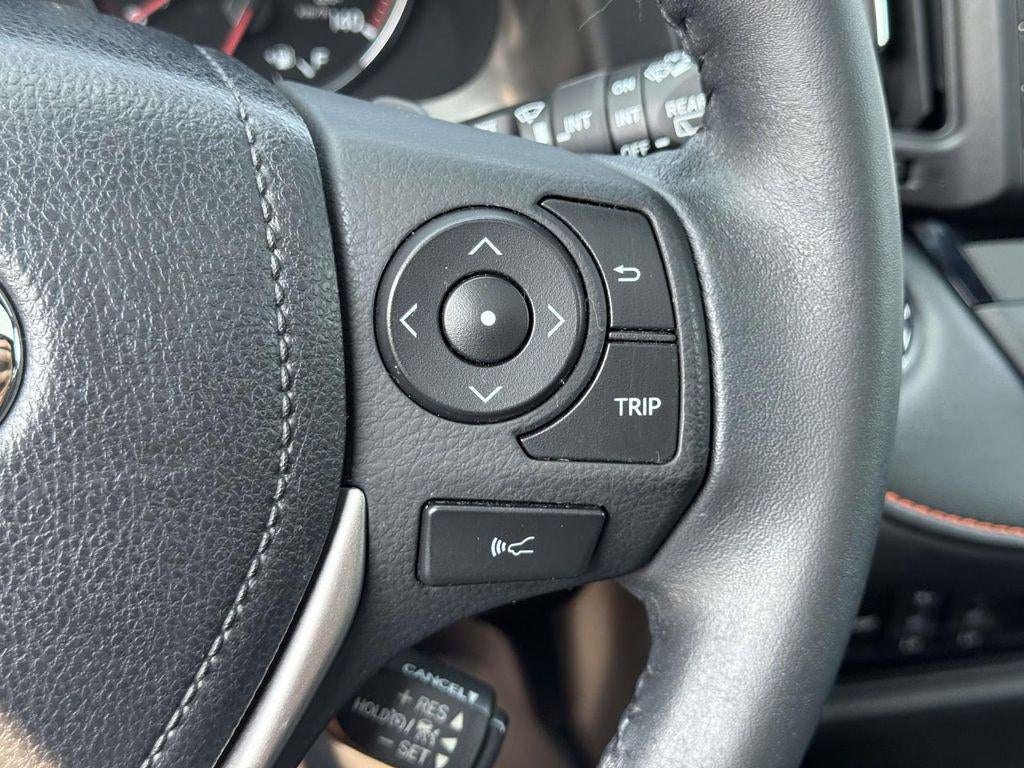 2018 Toyota RAV4 SE