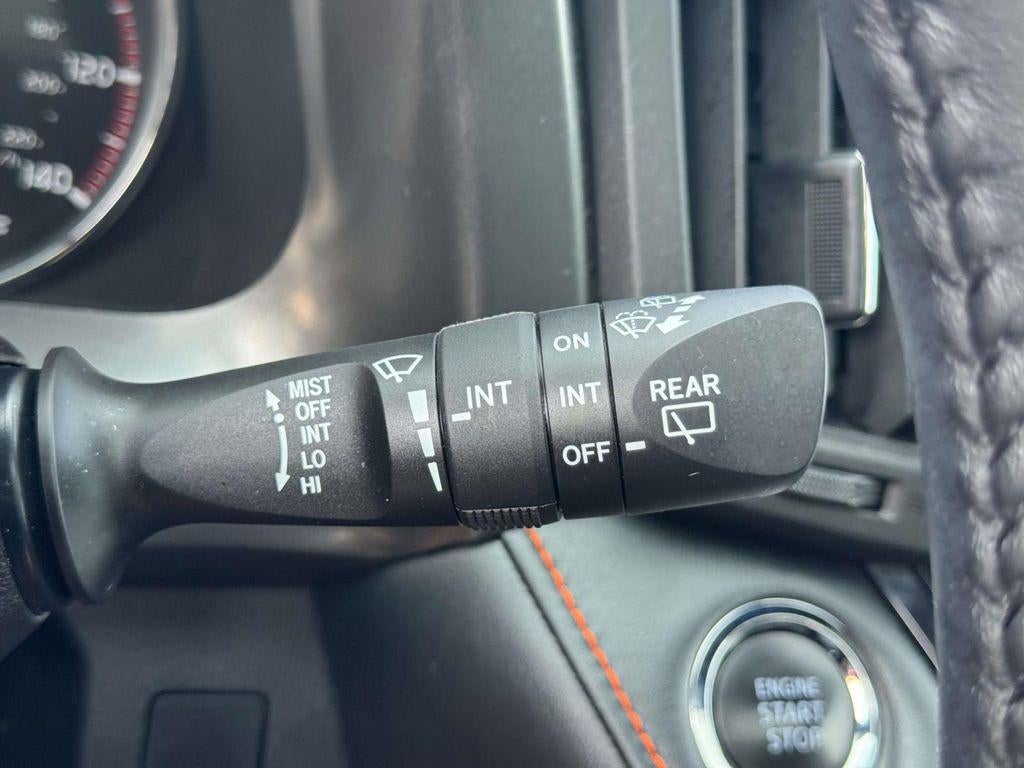2018 Toyota RAV4 SE