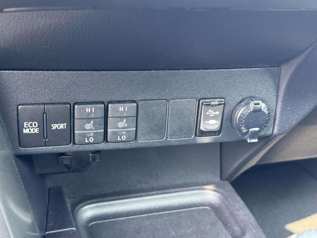 2018 Toyota RAV4 SE