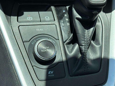 2023 Toyota RAV4 Hybrid LE