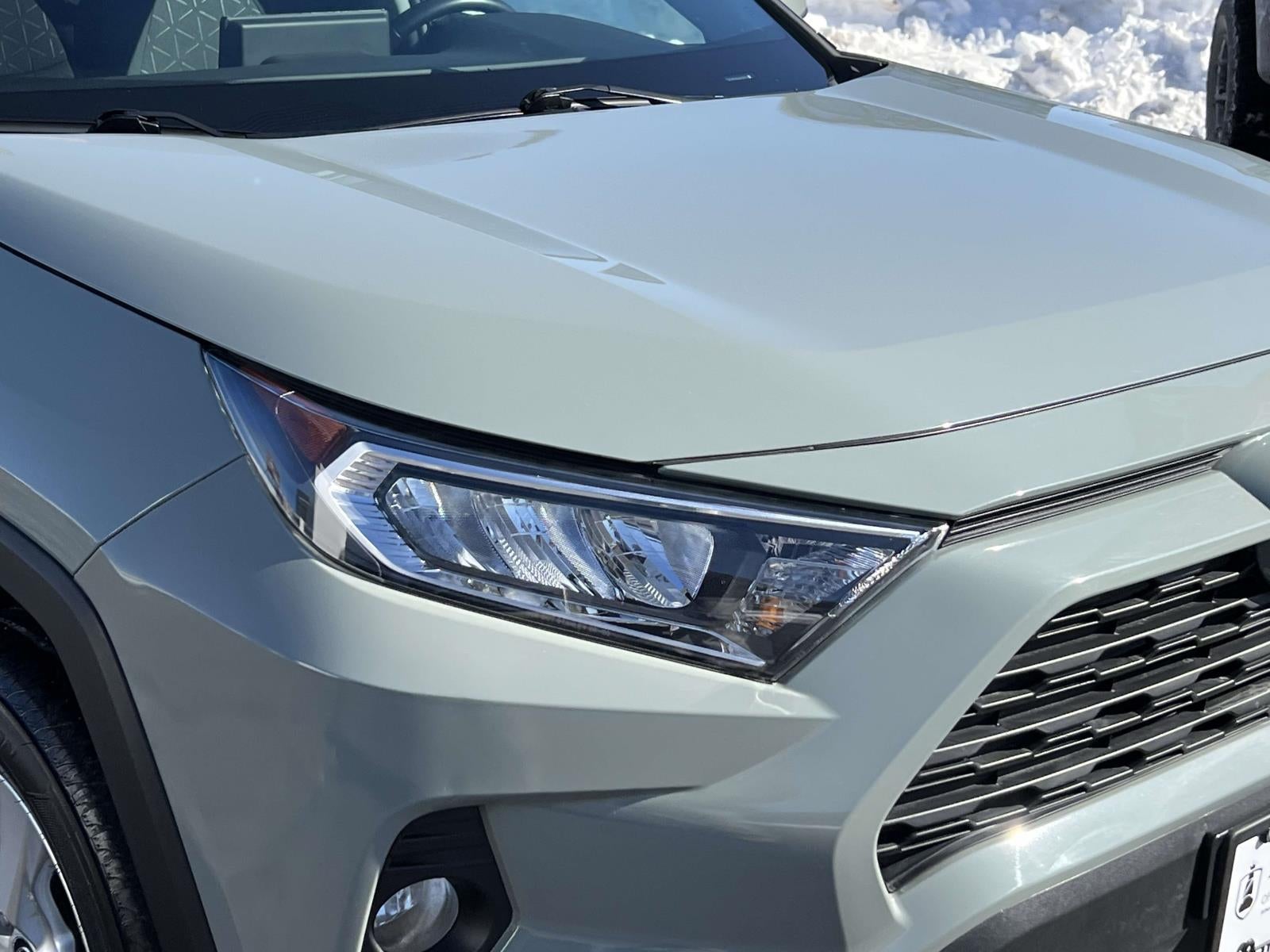 2020 Toyota RAV4 XLE