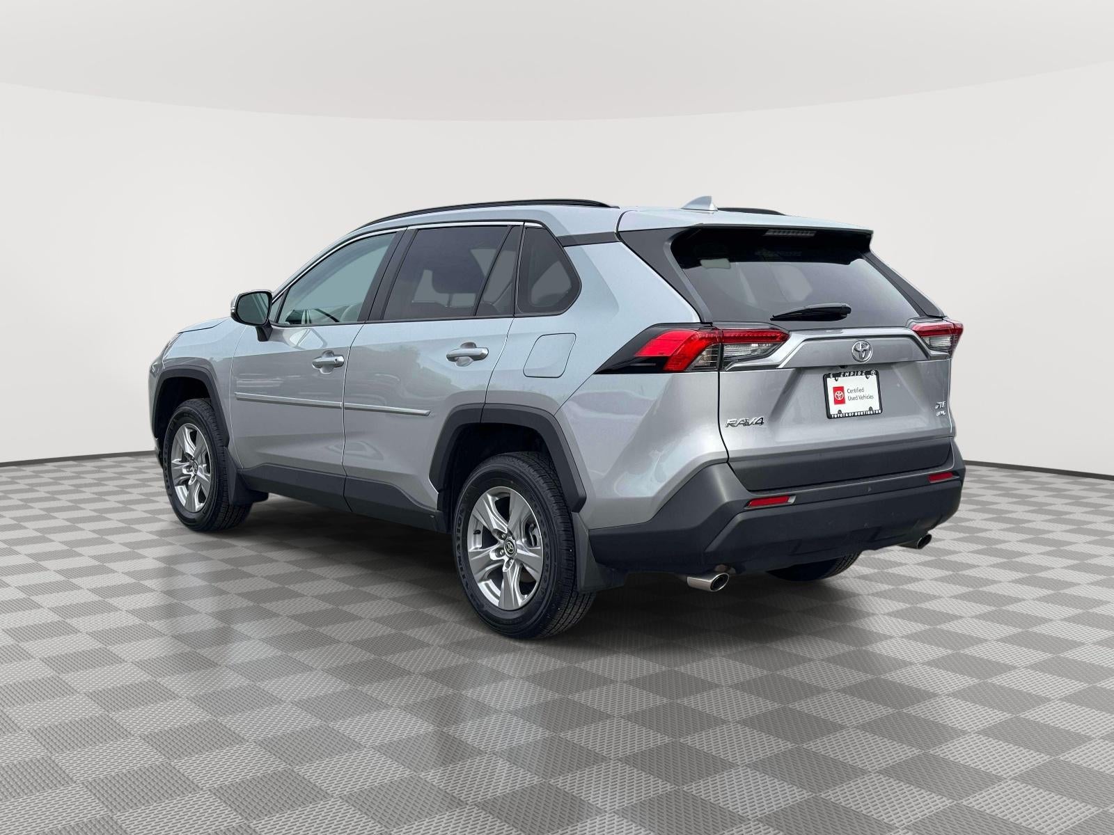 2025 Toyota RAV4 XLE