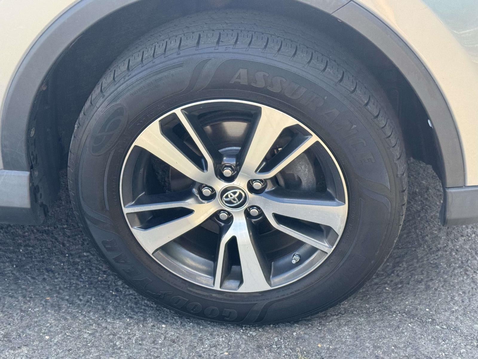 2016 Toyota RAV4 XLE