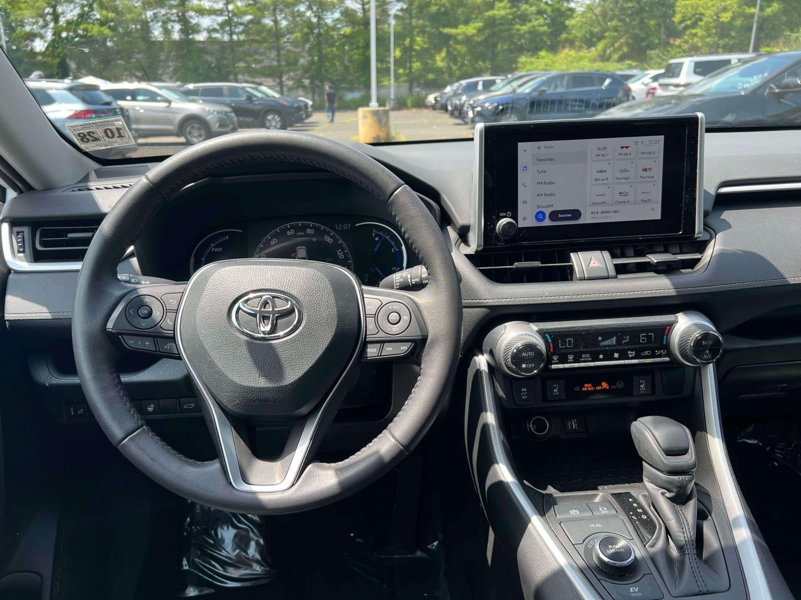 2023 Toyota RAV4 Hybrid XLE