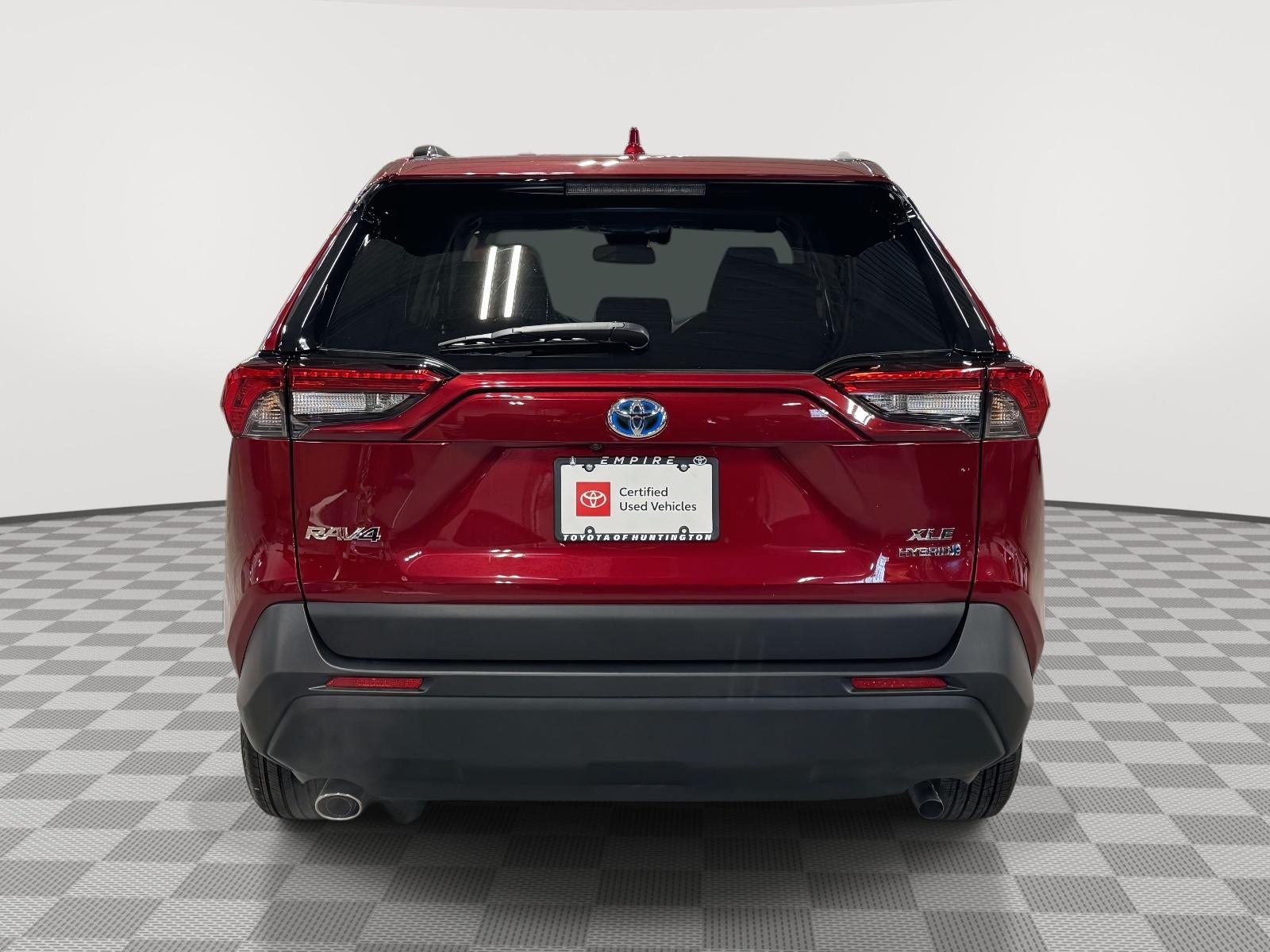 2024 Toyota RAV4 Hybrid XLE
