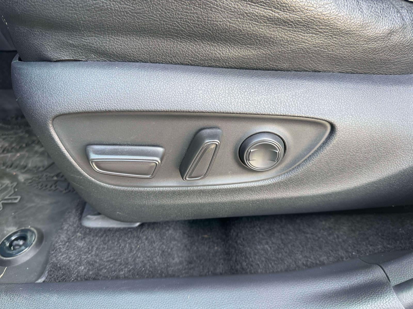 2024 Toyota RAV4 Hybrid Woodland Edition