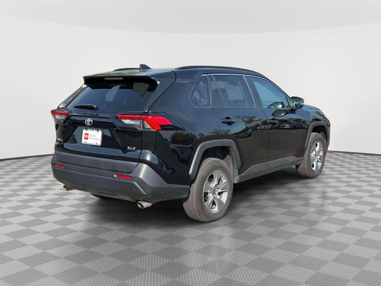 2023 Toyota RAV4 XLE