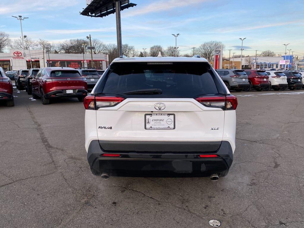 2023 Toyota RAV4 XLE