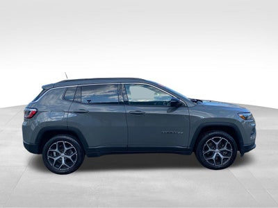 2024 Jeep Compass Latitude 4x4
