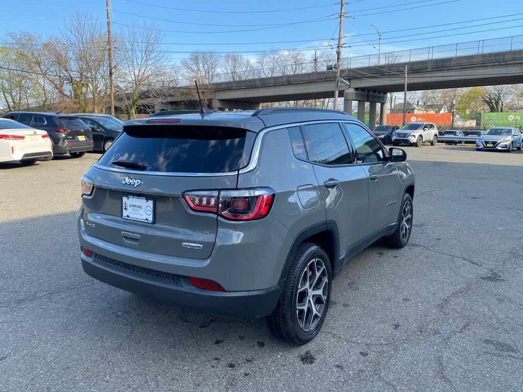 2024 Jeep Compass Latitude 4x4